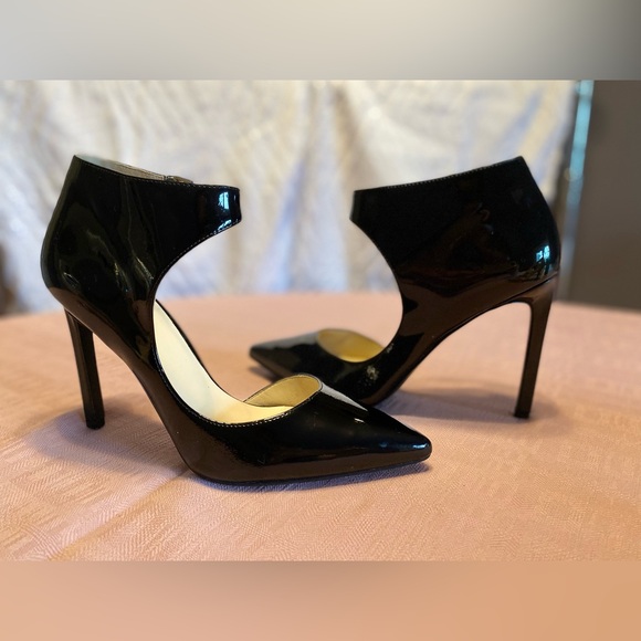 NINE WEST black patent heels in EUC size 7.5 - Picture 2 of 8